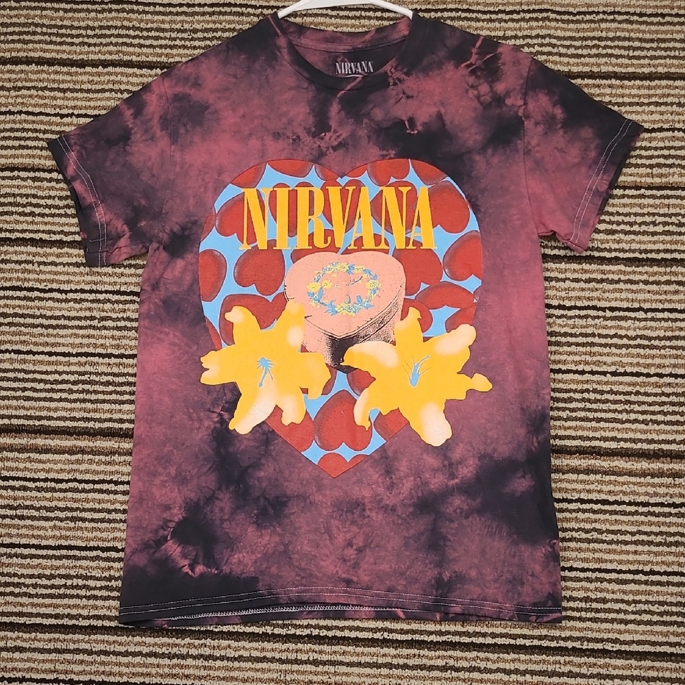 NIRVANA Heart-Shaped Box Red‎ Black Cotton Repro Mens Small Short Sleeve T Shirt
